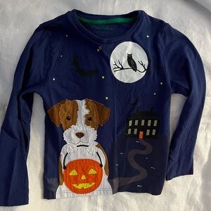 Adorable Mini Boden Halloween shirt with adorable dog on it.  Size 7-8y.